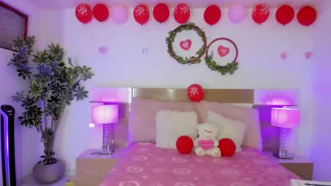 Julietha  online show from 09/22/25, 01:46
