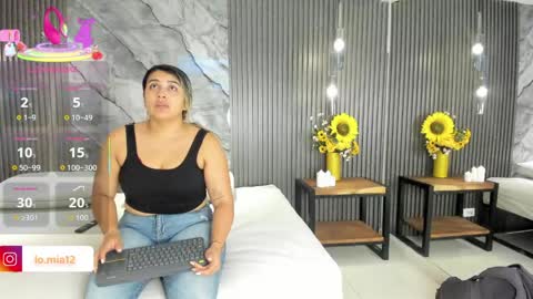 Snapshot of julietha_taylor chatting on 05/21/26, 02:07 Julietha online show from 05/21/26, 02:07