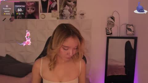 Julieth online show from 11/15/25, 11:10