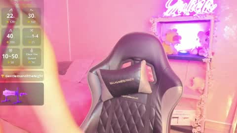 Julieth online show from 04/10/26, 05:01