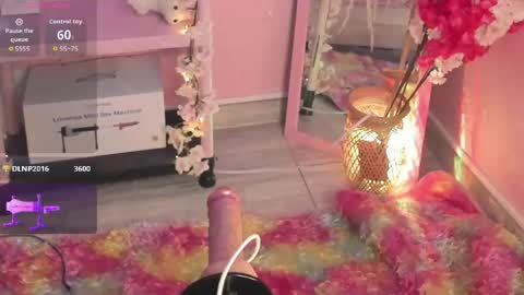 Julieth online show from 04/11/26, 09:30