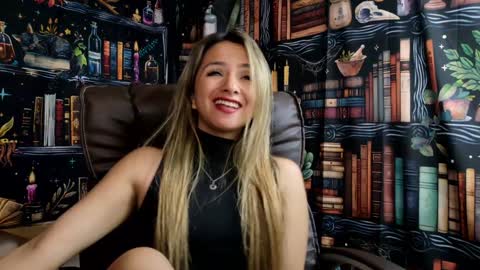 Julietta Jackson online show from 12/23/24, 10:33