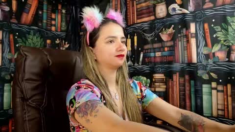 Julietta Jackson online show from 09/09/25, 09:36