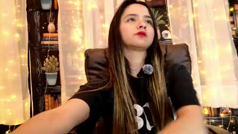 Julietta Jackson online show from 05/27/26, 01:57