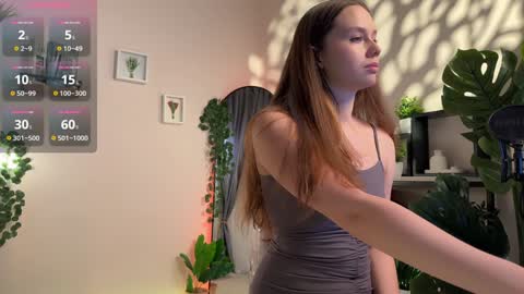 Julie online show from 02/05/25, 12:38