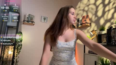 Julie online show from 03/05/25, 04:02