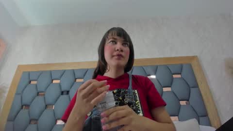 juliette_pretty_ online show from 09/22/25, 11:45