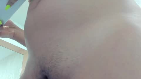 Snapshot of juliette_pretty_ chatting on 05/18/26, 07:52 juliette_pretty_ online show from 05/18/26, 07:52