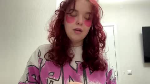 Lily online show from 05/31/26, 12:01