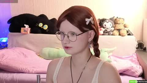 julifisher online show from 05/03/26, 04:18