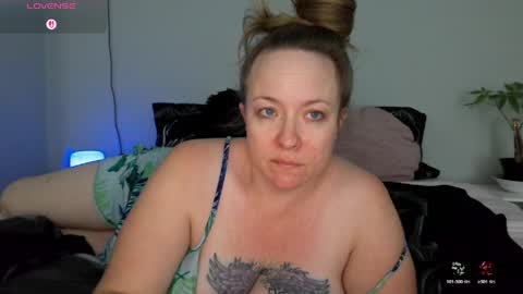 Juli Monroe online show from 04/18/26, 05:00