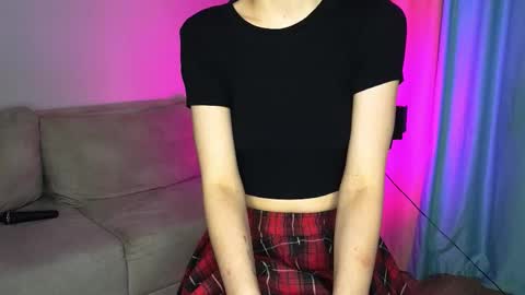 Snapshot of jullbollar chatting on 11/07/25, 03:34 NaOmi online show from 11/07/25, 03:34