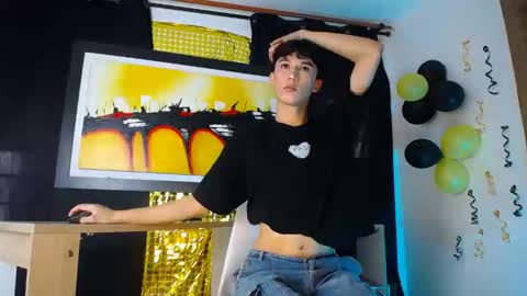 jullian online show from 03/17/26, 08:01