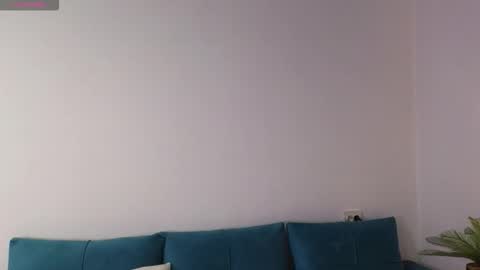 july_kane online show from 10/21/25, 06:47