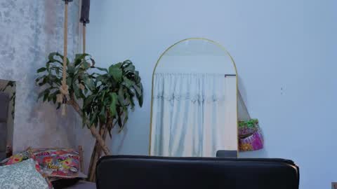 july_quinzel online show from 04/12/26, 02:49