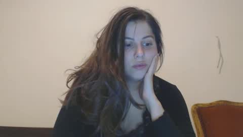 Snapshot of julyilovee chatting on 09/25/25, 05:16 julyilovee online show from 09/25/25, 05:16