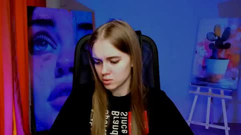 junewoods online show from 04/21/26, 07:14