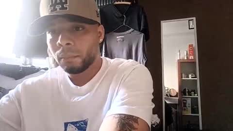 junior1033760 online show from 04/06/26, 07:31