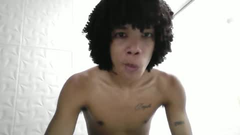 junior_thegoldenboy online show from 05/14/26, 02:13