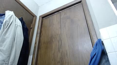 Snapshot of junk_yard_dog chatting on 01/24/25, 02:08 Dave online show from 01/24/25, 02:08