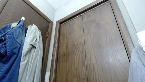 Snapshot of junk_yard_dog chatting on 09/15/25, 01:11 Dave online show from 09/15/25, 01:11