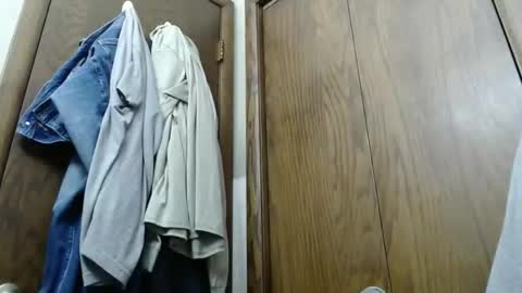 Snapshot of junk_yard_dog chatting on 10/23/25, 01:43 Dave online show from 10/23/25, 01:43