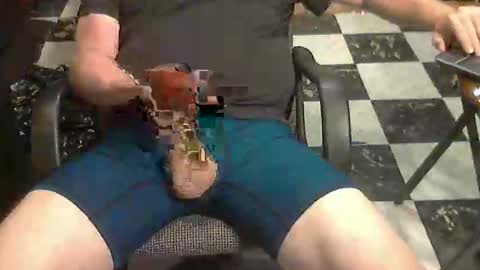 junkerdc1 online show from 10/23/25, 02:00