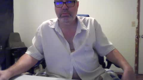Snapshot of junkhp1 chatting on 06/15/26, 09:44 junkhp1 online show from 06/15/26, 09:44