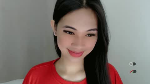 Snapshot of juny_lanyy chatting on 01/12/25, 11:39 Julia online show from 01/12/25, 11:39