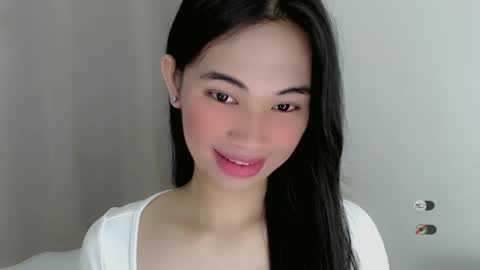 Snapshot of juny_lanyy chatting on 01/26/25, 11:28 Julia online show from 01/26/25, 11:28