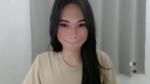 Snapshot of juny_lanyy chatting on 02/13/25, 11:47 Julia online show from 02/13/25, 11:47