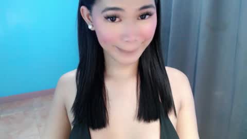 Snapshot of juny_lanyy chatting on 05/03/26, 02:56 Julia online show from 05/03/26, 02:56