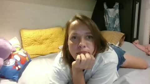 Snapshot of jussnobodybutme chatting on 04/12/26, 11:54 CamperGirl online show from 04/12/26, 11:54