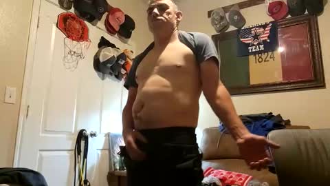 just4fun1523 online show from 11/13/25, 02:54