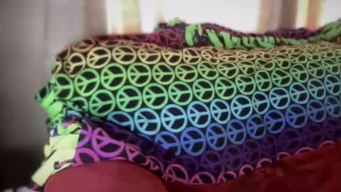 Flirty influncer online show from 02/01/25, 08:47