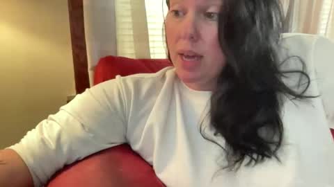 Flirty influncer online show from 10/16/25, 02:29