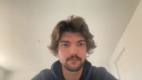 Snapshot of just_a_guy_with_a_big_cock chatting on 10/22/25, 08:47 just_a_guy_with_a_big_cock online show from 10/22/25, 08:47