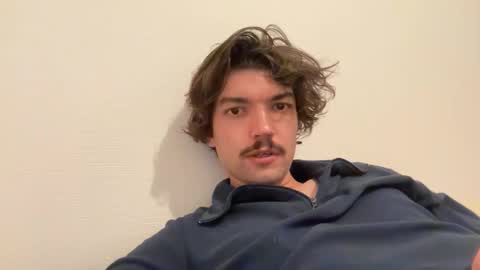 just_a_guy_with_a_big_cock online show from 11/02/25, 07:05