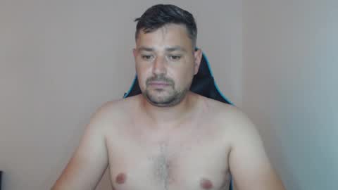 Snapshot of just_a_nice_guy_27 chatting on 06/10/26, 11:31 Alex online show from 06/10/26, 11:31
