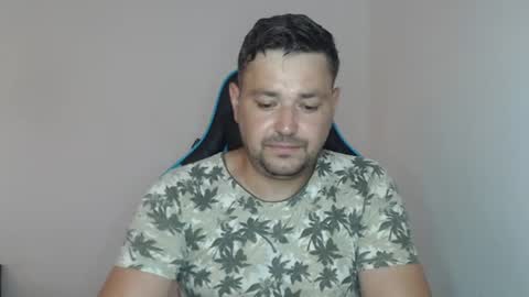 Snapshot of just_a_nice_guy_27 chatting on 06/20/26, 11:35 Alex online show from 06/20/26, 11:35