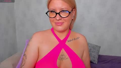 Snapshot of just_alex__ chatting on 08/01/26, 01:16 Alex Alexandra online show from 08/01/26, 01:16