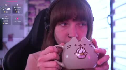 Julia online show from 04/29/26, 10:08
