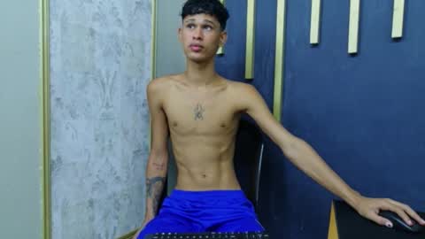 Snapshot of just_d4v7 chatting on 11/25/25, 07:14 JUST online show from 11/25/25, 07:14