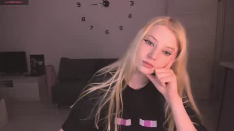 JESSY online show from 06/25/26, 07:51