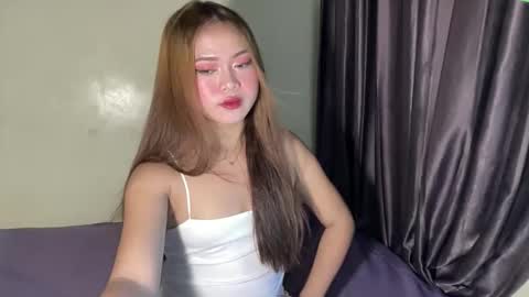 Snapshot of just_julia21 chatting on 09/22/25, 11:07 just_julia21 online show from 09/22/25, 11:07
