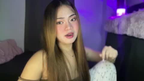 just_julia21 online show from 05/26/26, 02:07