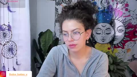 Sofia online show from 02/12/25, 10:37