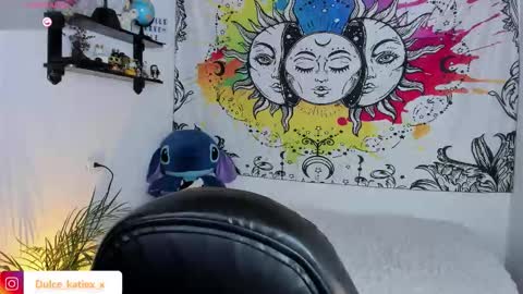 Sofia online show from 11/08/25, 12:22