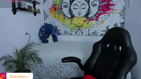 Sofia online show from 11/21/25, 12:26