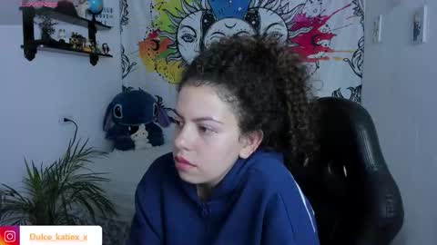 Sofia online show from 11/30/25, 12:42